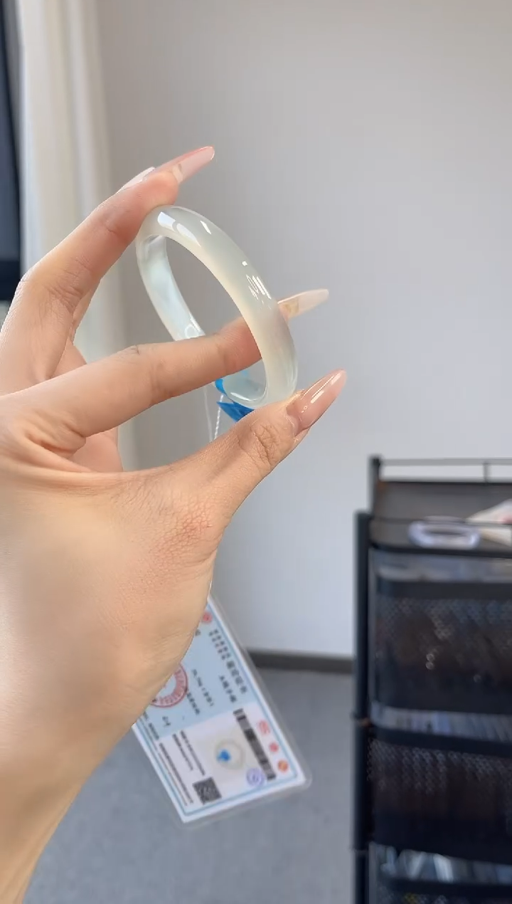 【闪购商品】玛瑙/玉髓手镯未镶嵌54-55圈