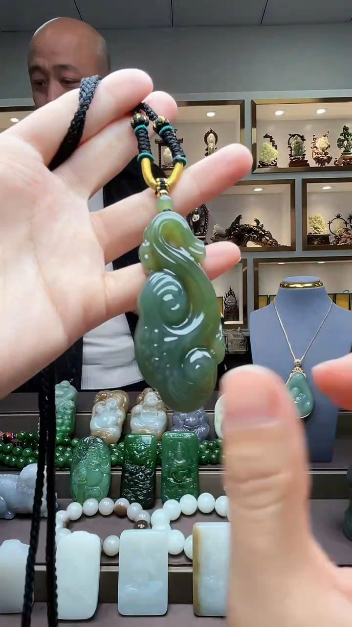 【闪购商品】和田玉颈饰未镶嵌苏