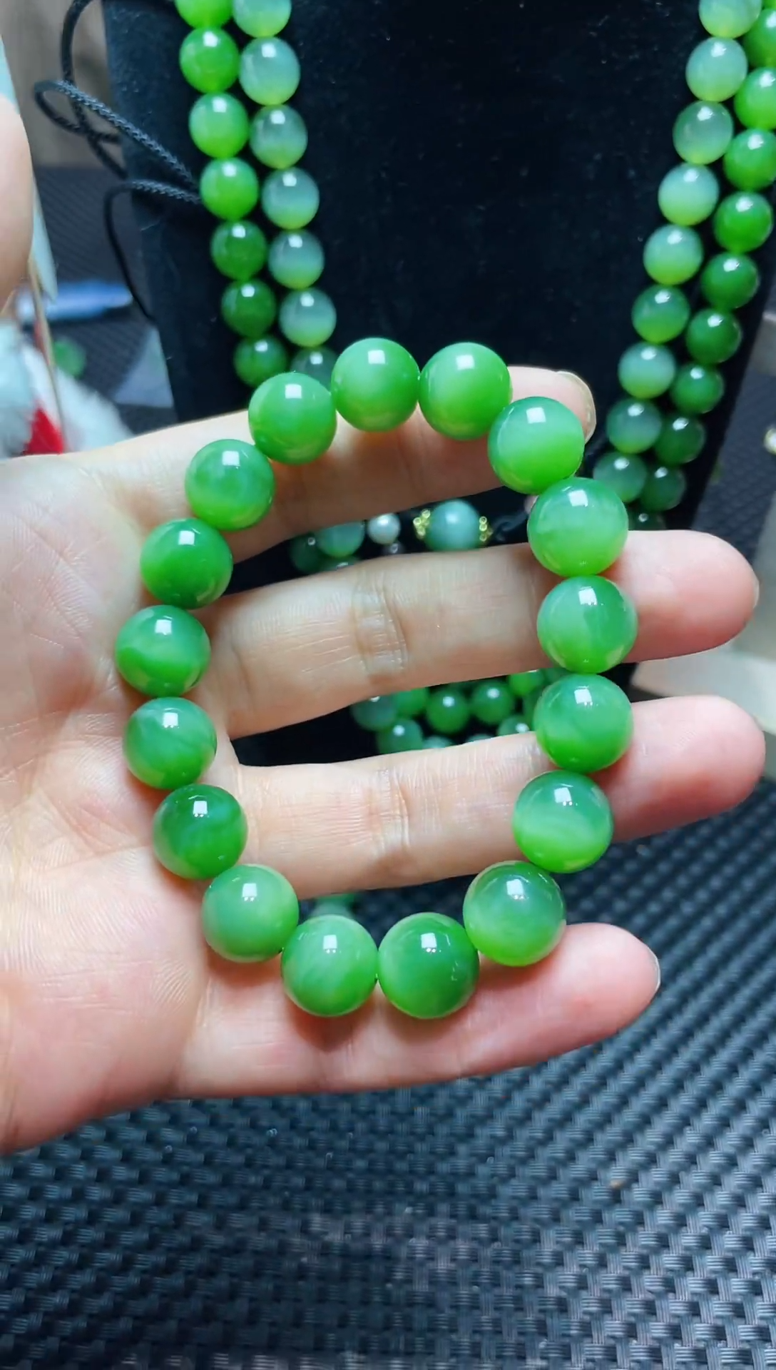 手串未镶嵌和田玉和田玉碧玉阳绿猫眼手串12mm