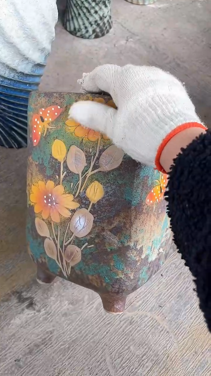 【闪购商品】摆件10-68口12-14高24一个