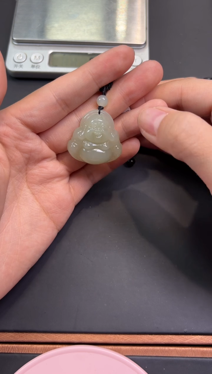 【闪购商品】和田玉吊坠(赠链)未镶嵌且末微色差近矿吊坠