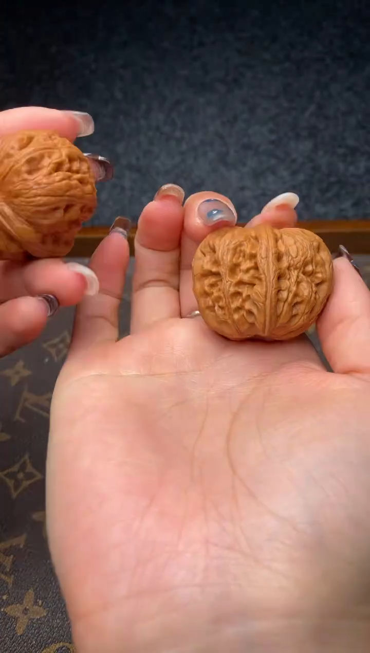 把件文玩核桃B165号41尺元宝