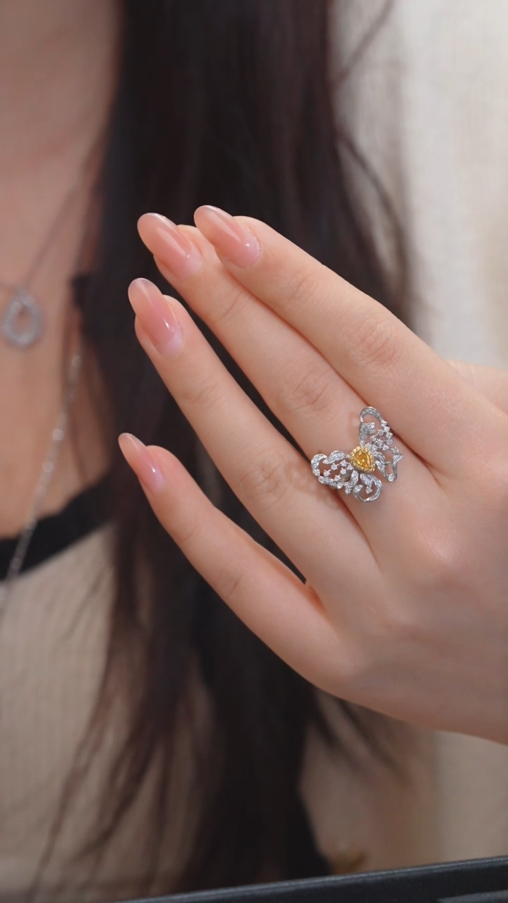 【闪购商品】钻石戒指18K金镶嵌（0.15ct）@@