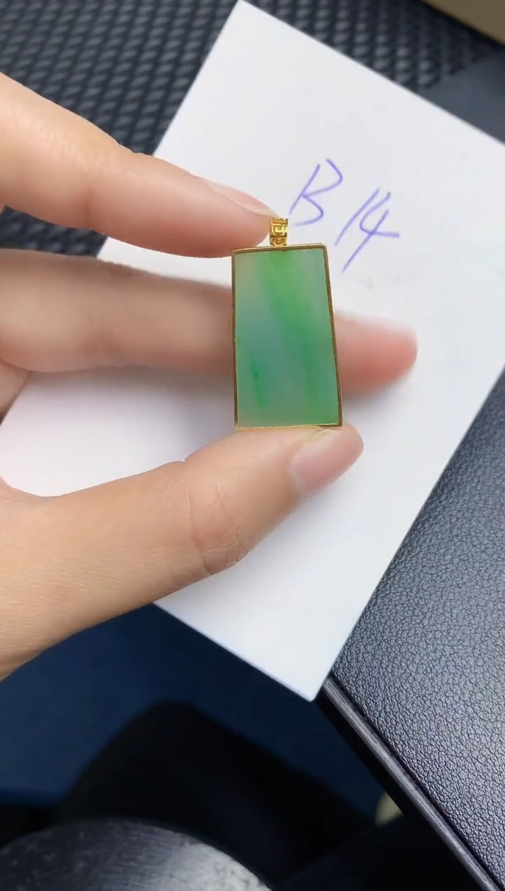 【闪购商品】翡翠颈饰18K金镶嵌000000000