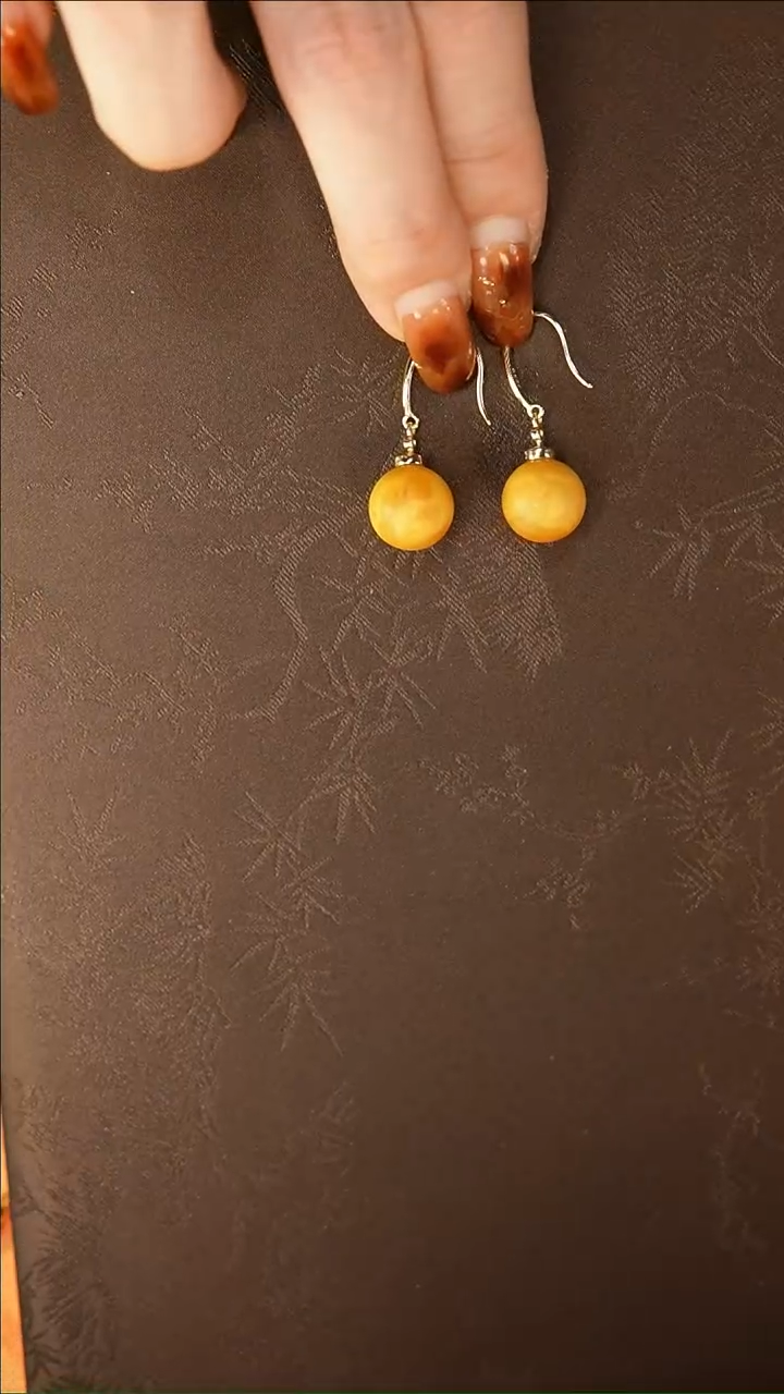 【闪购商品】琥珀耳饰银S925镶嵌耳饰