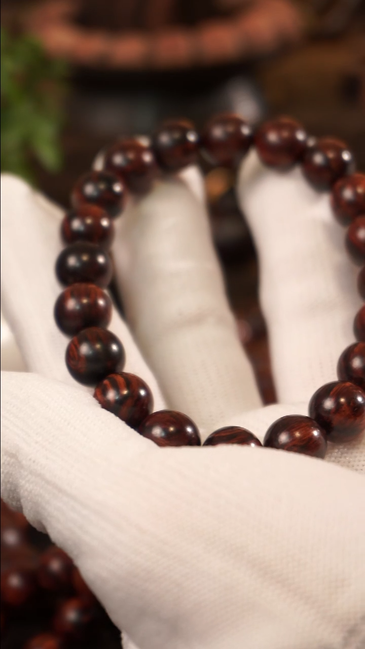 木一**己木海南红降黄油芝麻点精品1.0圆珠