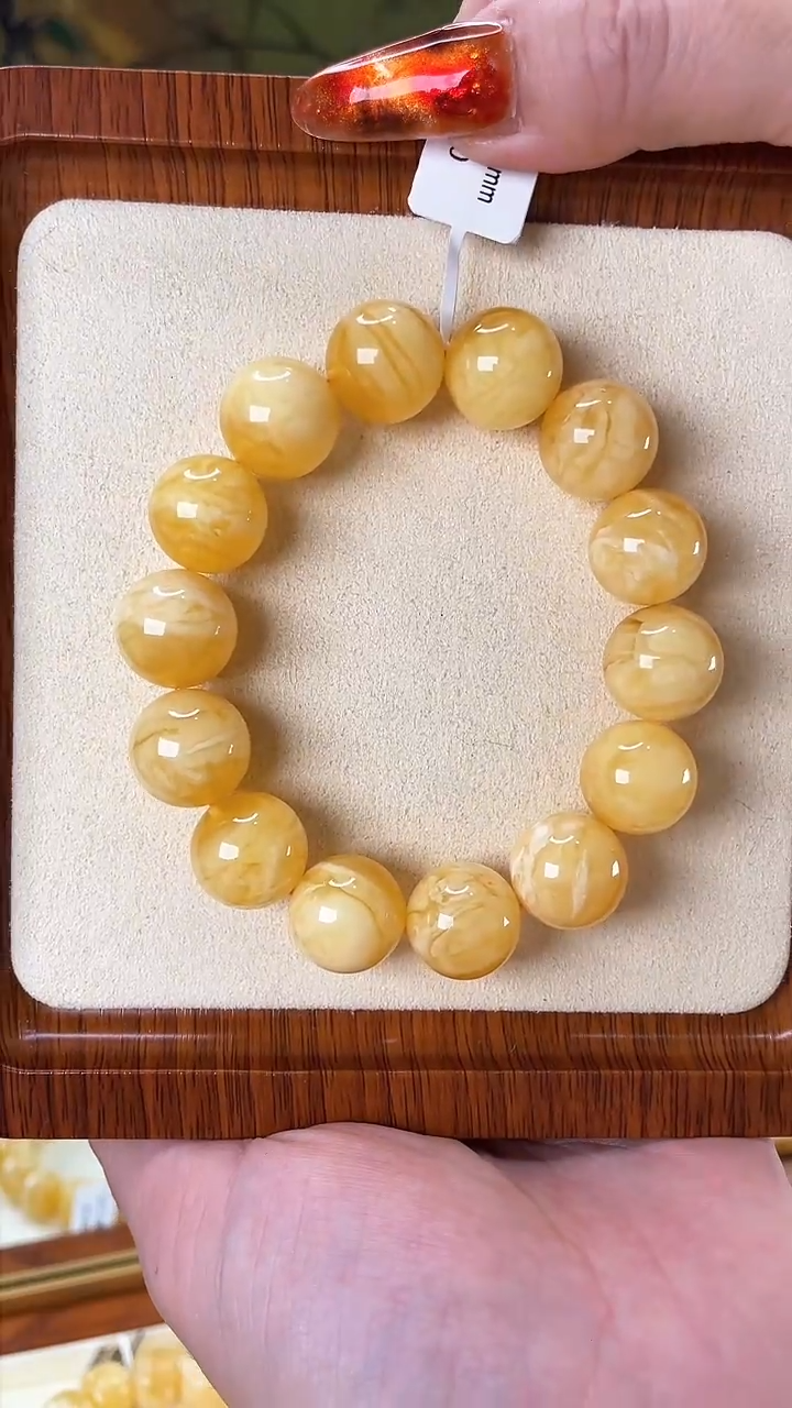 【闪购商品】蜜蜡裸石未镶嵌手串