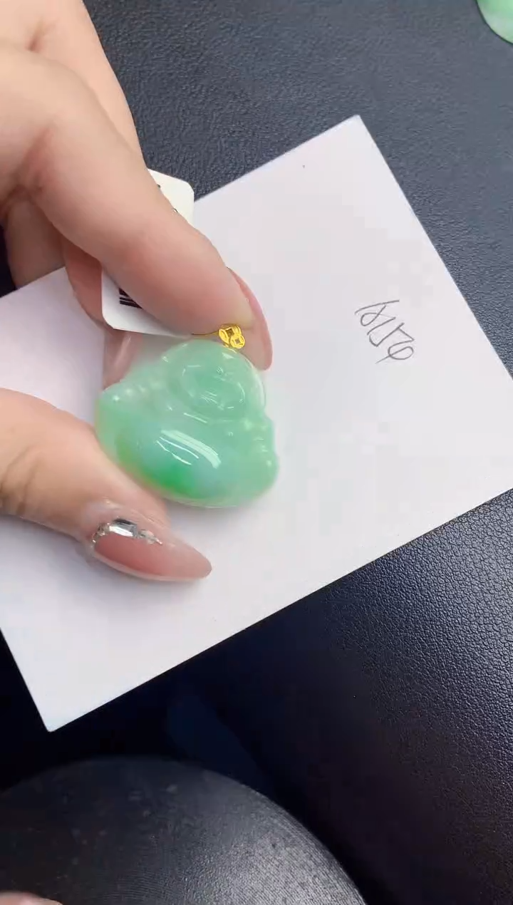 【闪购商品】翡翠颈饰18K金镶嵌000000000