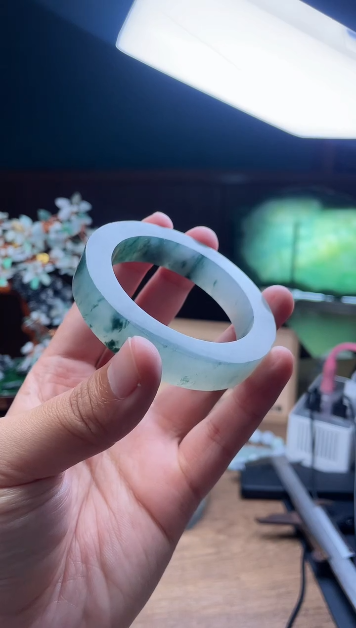 【闪购商品】定制翡翠手镯未镶嵌定制