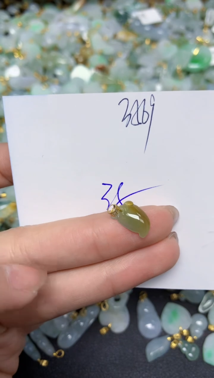 【闪购商品】翡翠颈饰18K金镶嵌 天然翡翠A货