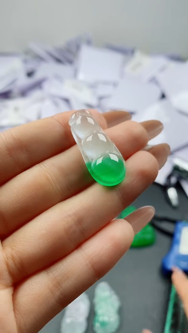 无非金属吊坠00149