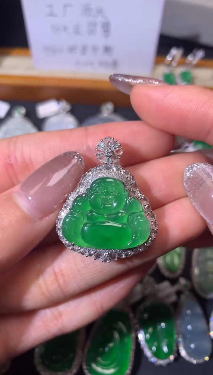 翡翠18K金镶嵌吊坠(不含链)吊坠