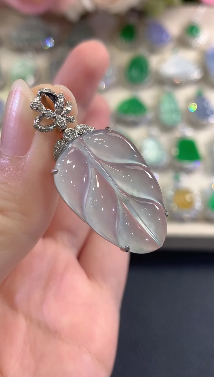 吊坠(不含链)18K金镶嵌翡翠c17      