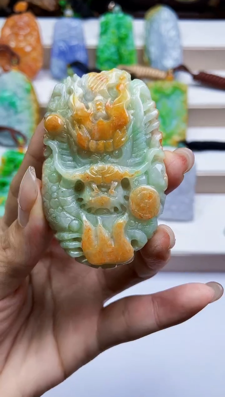 颈饰未镶嵌翡翠翡翠A货