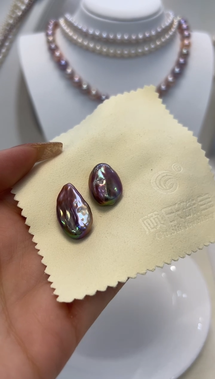 【闪购商品】淡水珍珠颈饰银S925镶嵌巴洛克吊坠多样性发一个