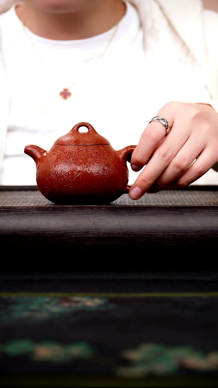 茶壶紫砂老朱泥 果圆（粗砂）