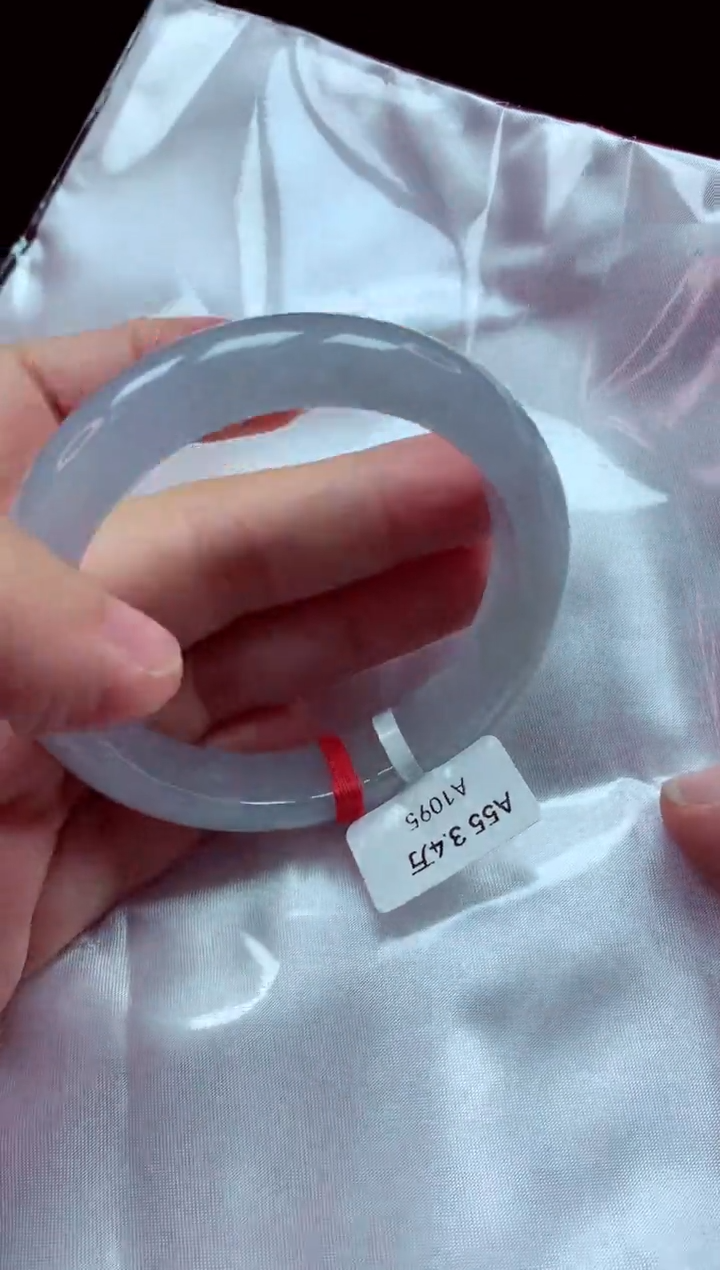 【闪购商品】翡翠手镯未镶嵌手镯55