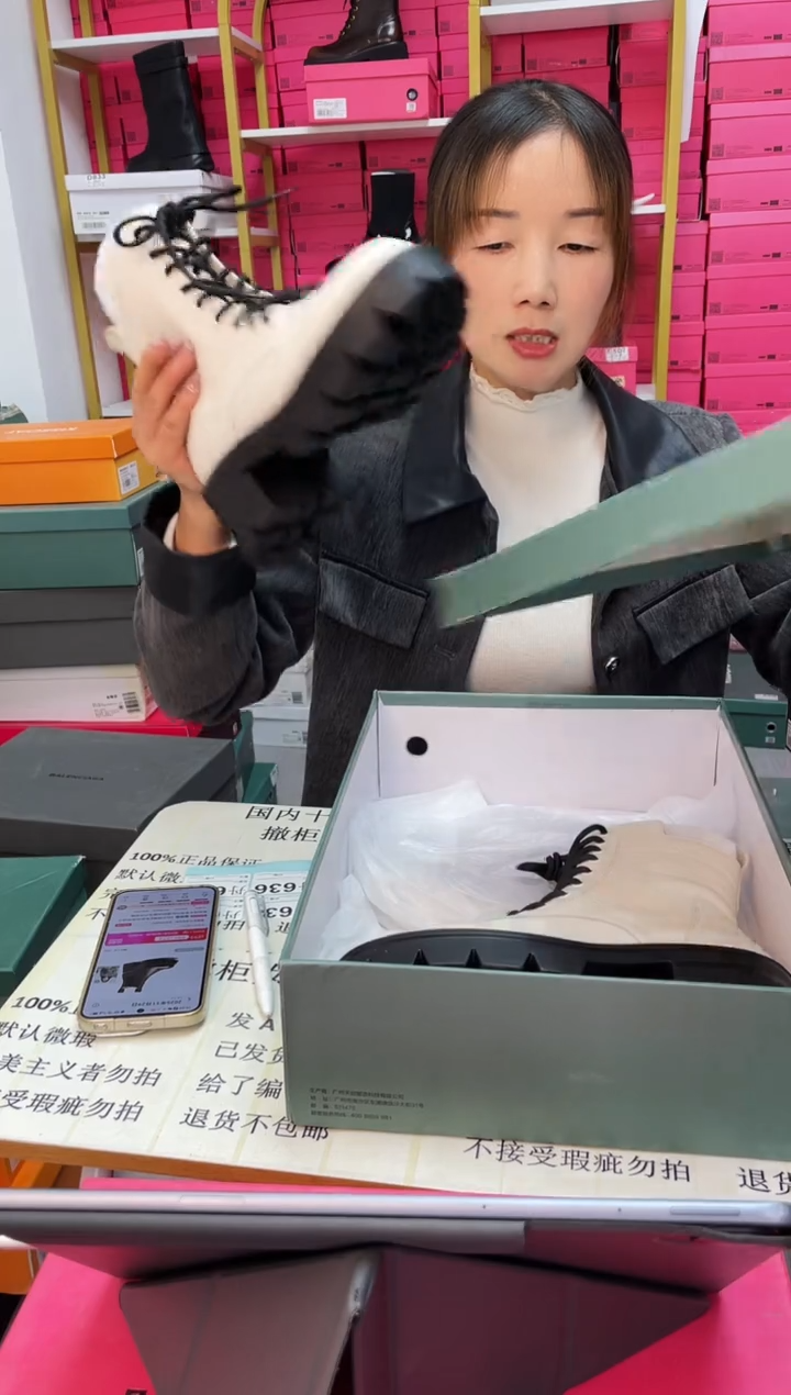 乐福鞋KISSKITTY 特卖37  38 39