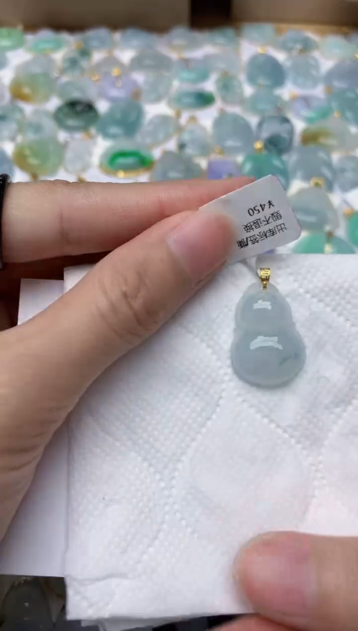 翡翠18K金镶嵌颈饰天然A货翡翠