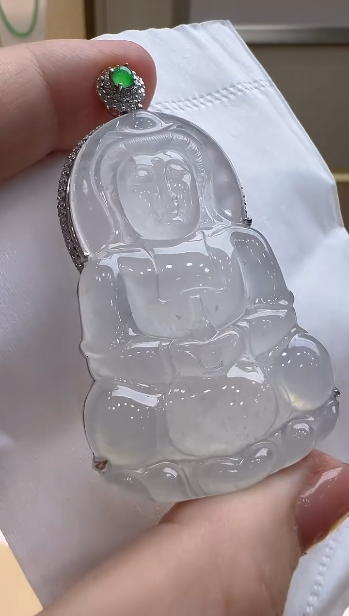 【闪购商品】翡翠吊坠(不含链)18K金镶嵌多样性发货拍一发一