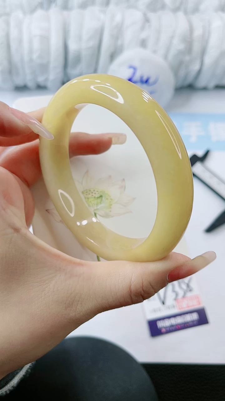 【闪购商品】石英质玉手镯未镶嵌 多样性发货V338-65