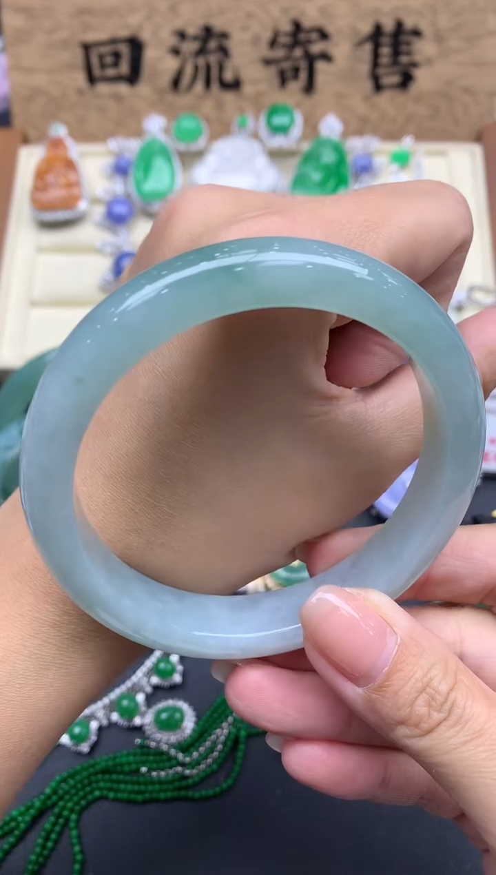 【闪购商品】翡翠手镯未镶嵌532-中国好珍宝