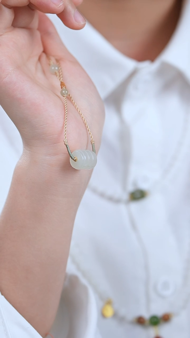 颈饰未镶嵌和田玉白玉路路通吊坠多样性发一