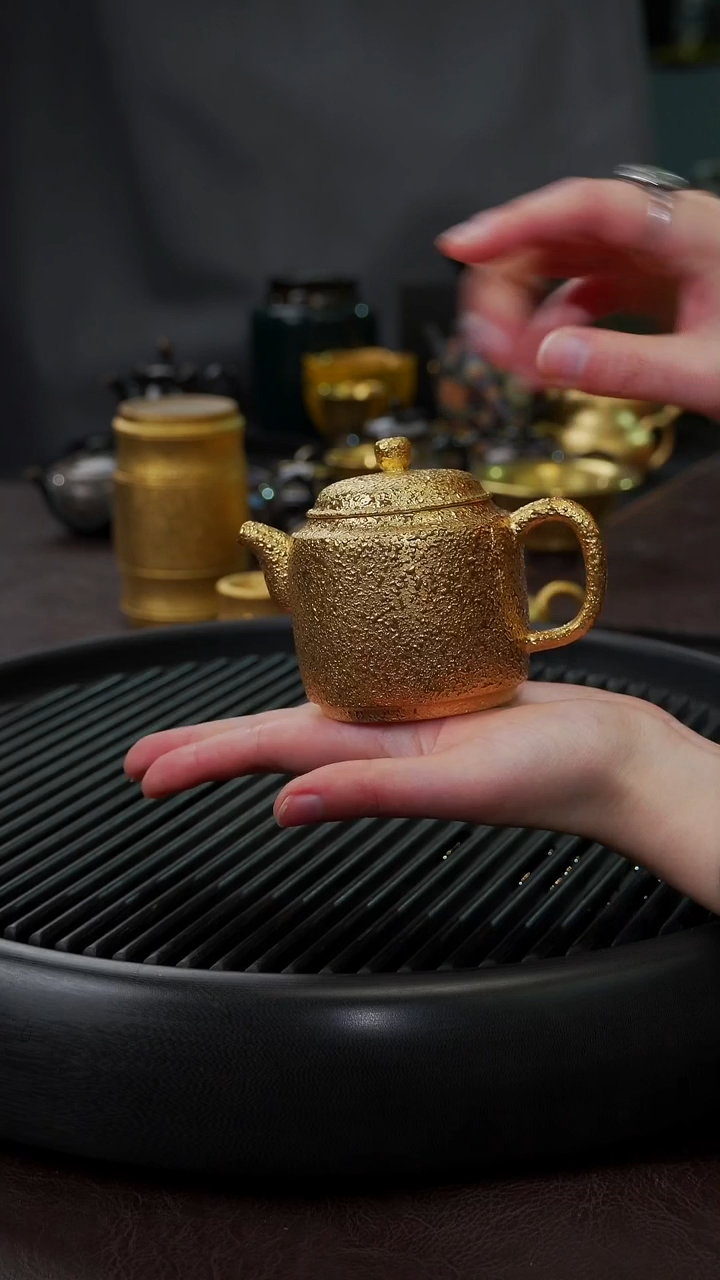 【闪购商品】杯【宜景窑紫砂鎏金】极直壶