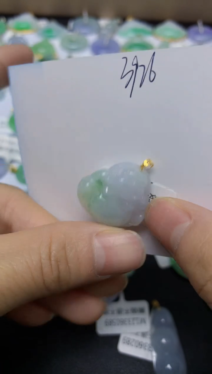 【闪购商品】翡翠挂件18K金镶嵌 天然翡翠A货