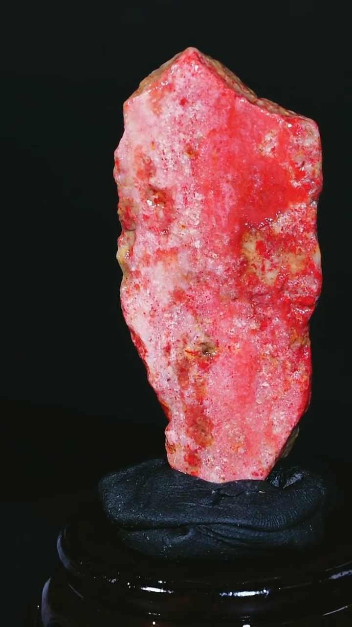 昌化石君*昌化鸡血石