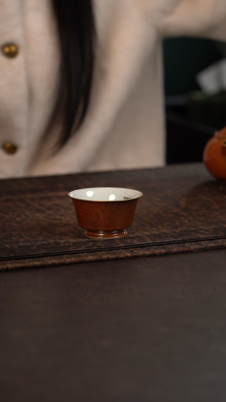【闪购商品】杯聚澜堂红金花釉马蹄杯