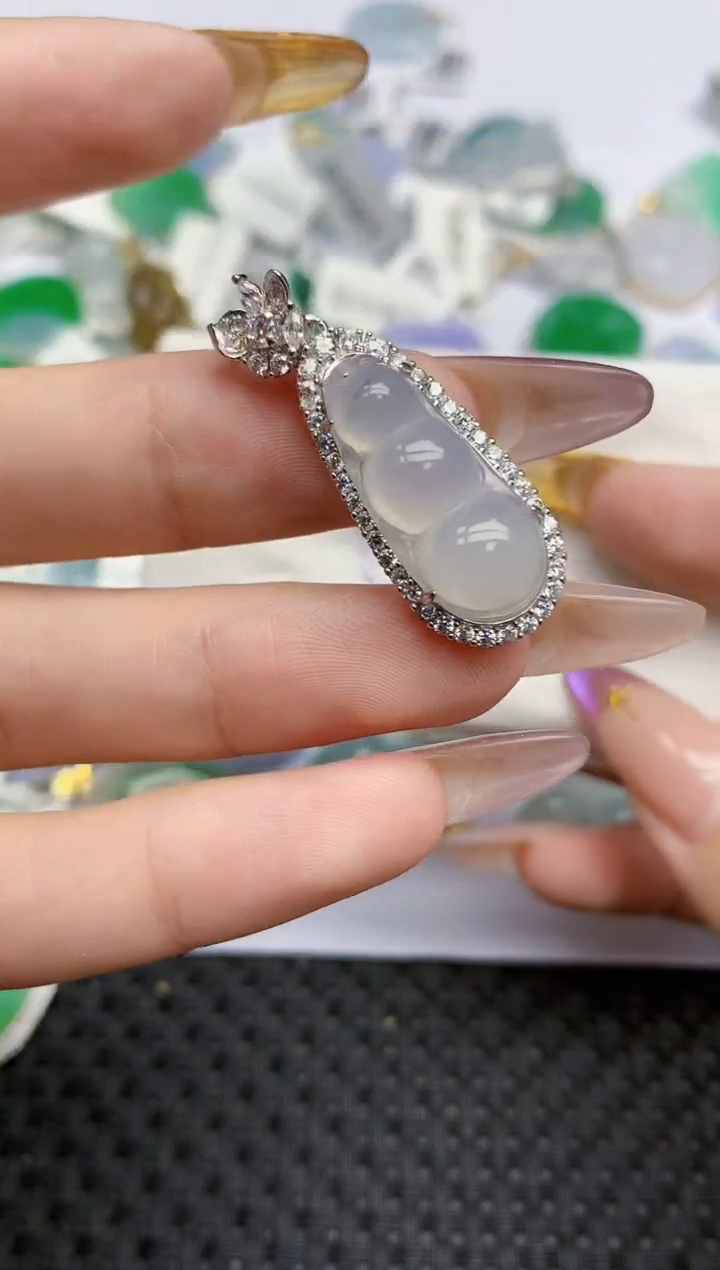 翡翠银S925镶嵌颈饰312   天然翡翠A货  百元以上9米证书费自理