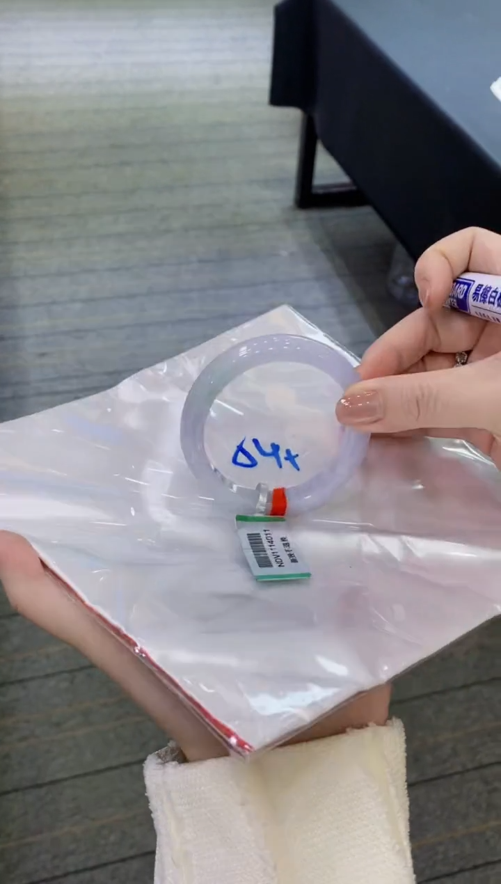 【闪购商品】翡翠手镯未镶嵌11111111111111