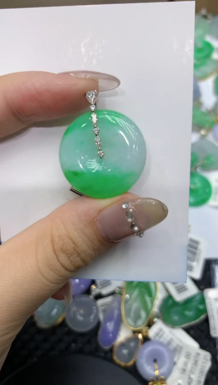 【闪购商品】翡翠颈饰18K金镶嵌222222222