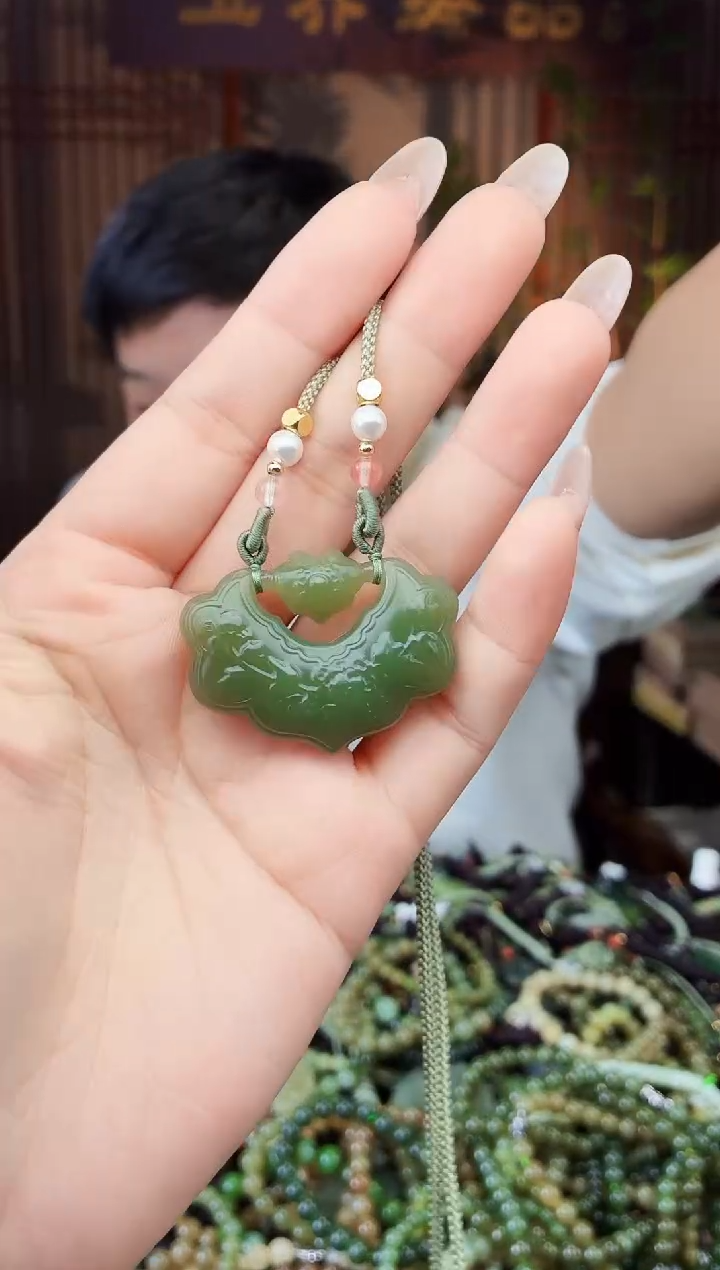 颈饰未镶嵌和田玉多样性发货拍一发一
