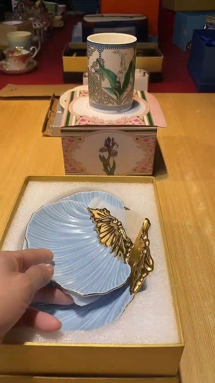 瓷片生活的本意是开心啊@@1