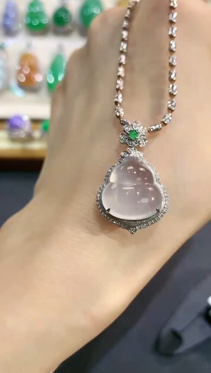 【闪购商品】翡翠吊坠(不含链)18K金镶嵌w31