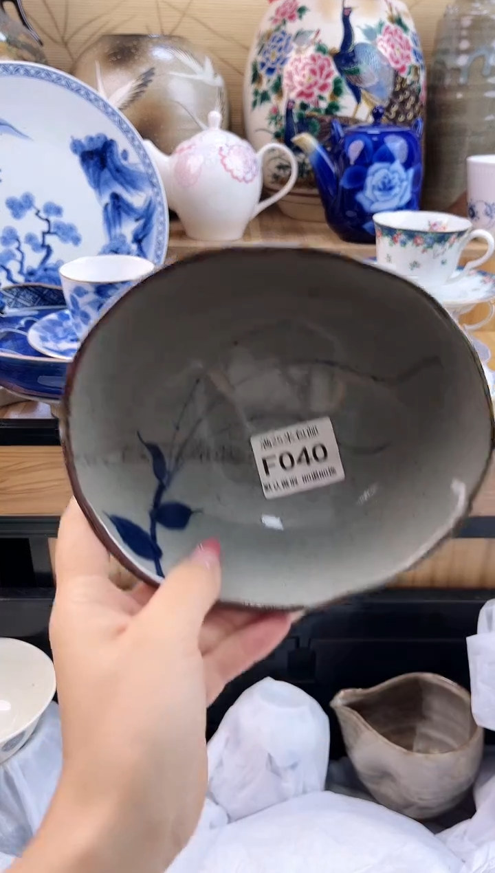 屋**雨==============f040