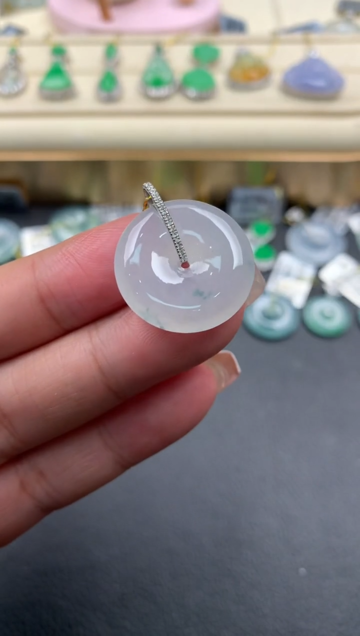 【闪购商品】翡翠颈饰18K金镶嵌D618......