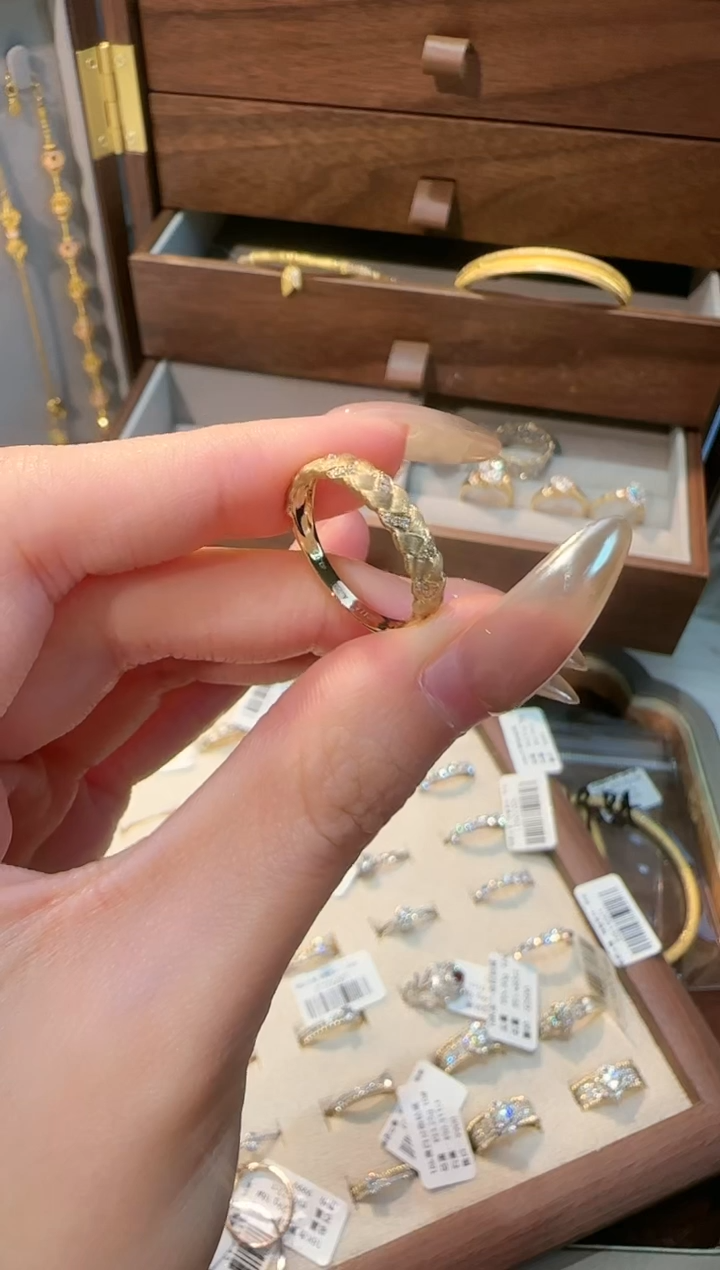 【闪购商品】钻石戒指/指环18K金镶嵌拉丝编织戒指14#