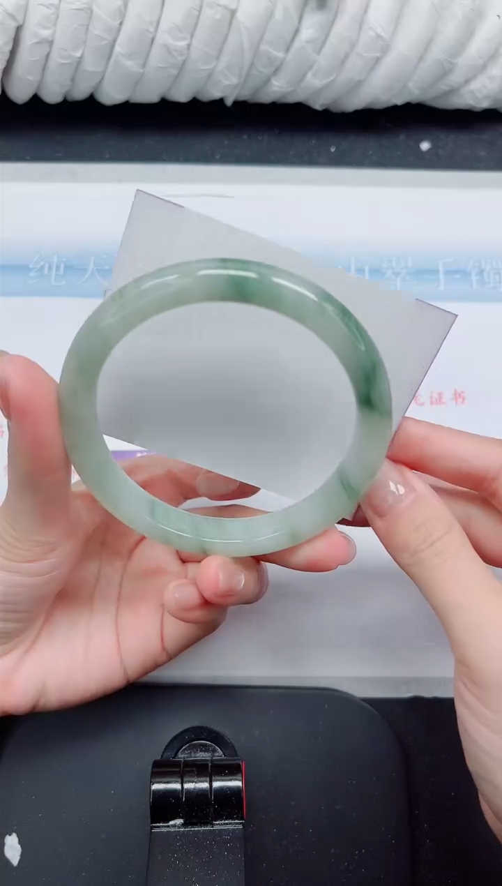 【闪购商品】石英质玉手镯未镶嵌305#64.7小洒金