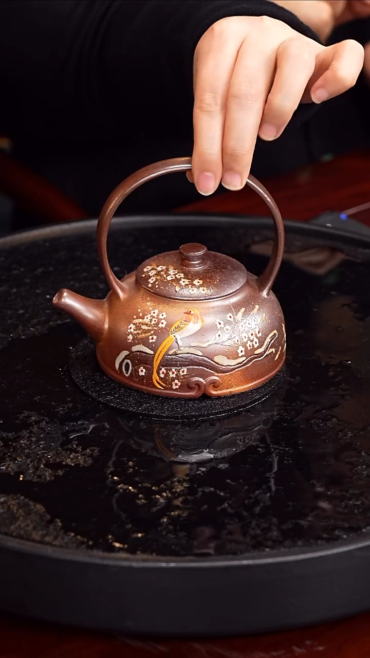 茶壶紫砂御煌窑 一生所爱23 沉香泥柴烧 240毫升