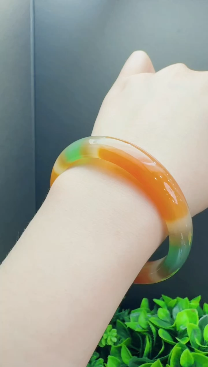 【闪购商品】玛瑙/玉髓手镯未镶嵌发一件