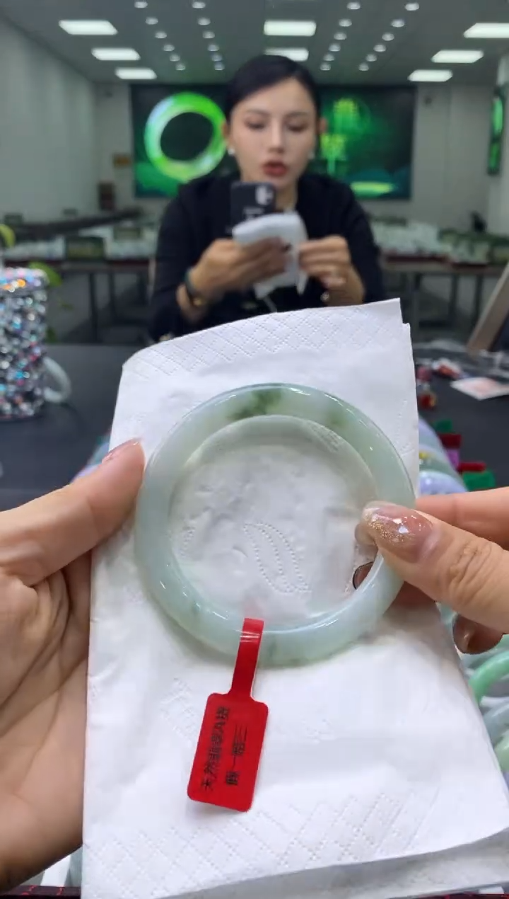 未镶嵌手镯翡翠00003077