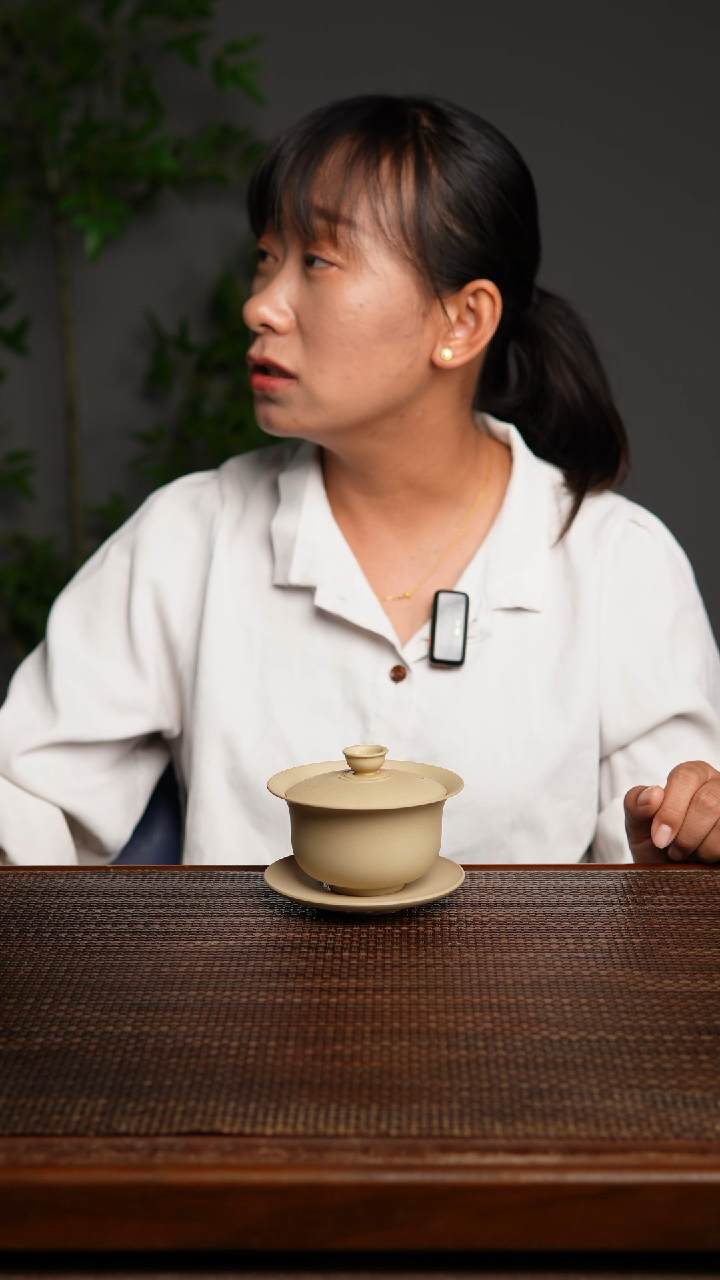 陶瓷白泥元宝三才盖碗