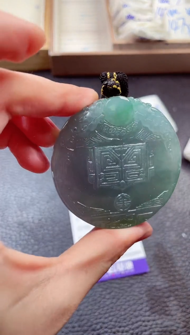 翡翠未镶嵌颈饰00003091