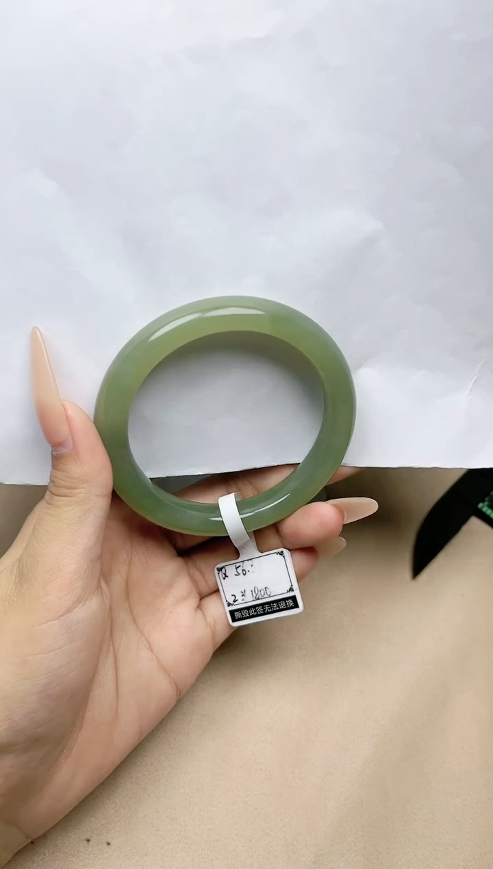 【闪购商品】和田玉手镯未镶嵌56/57圈口YY