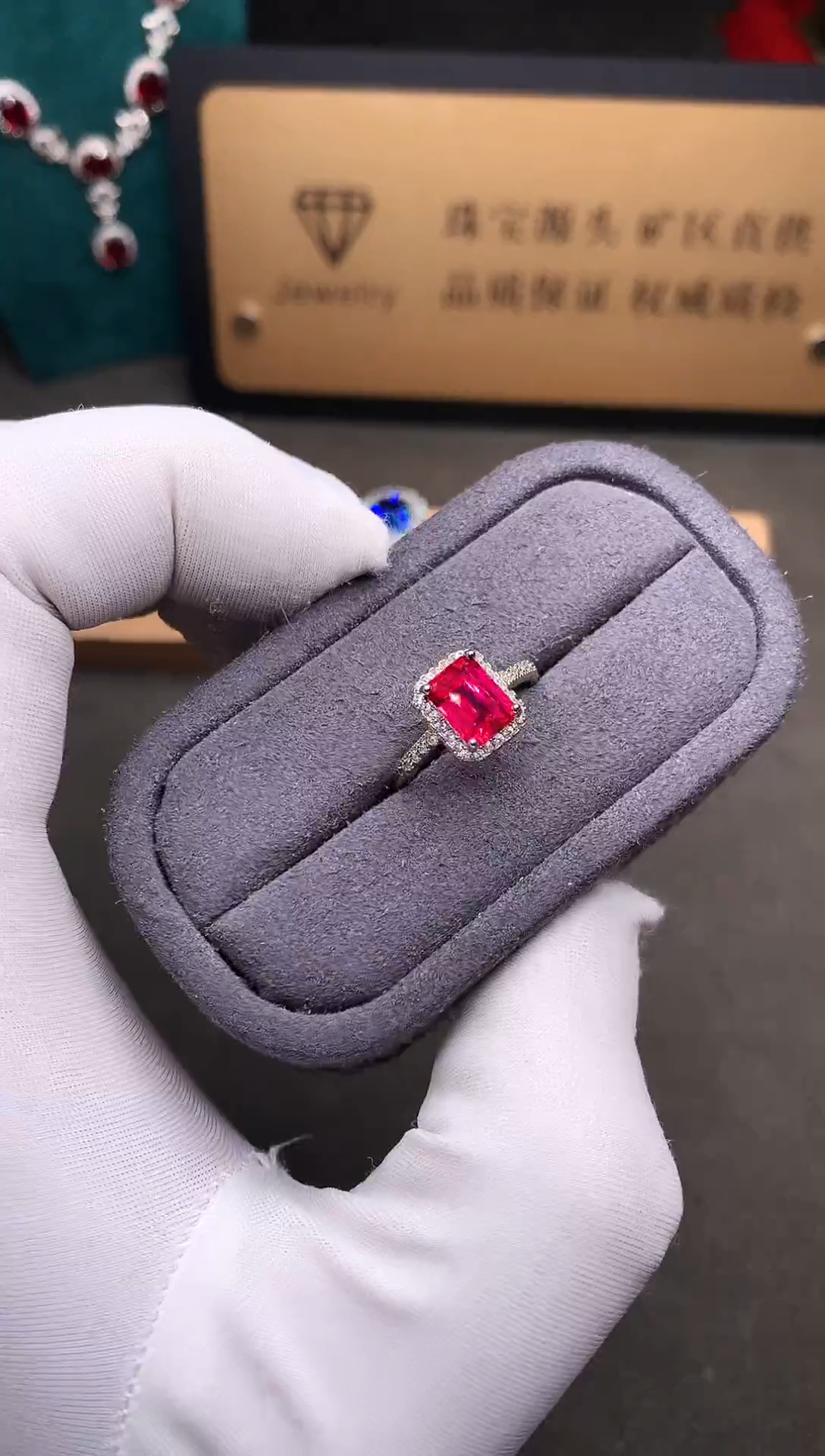 银S925镶嵌戒指红宝石.....