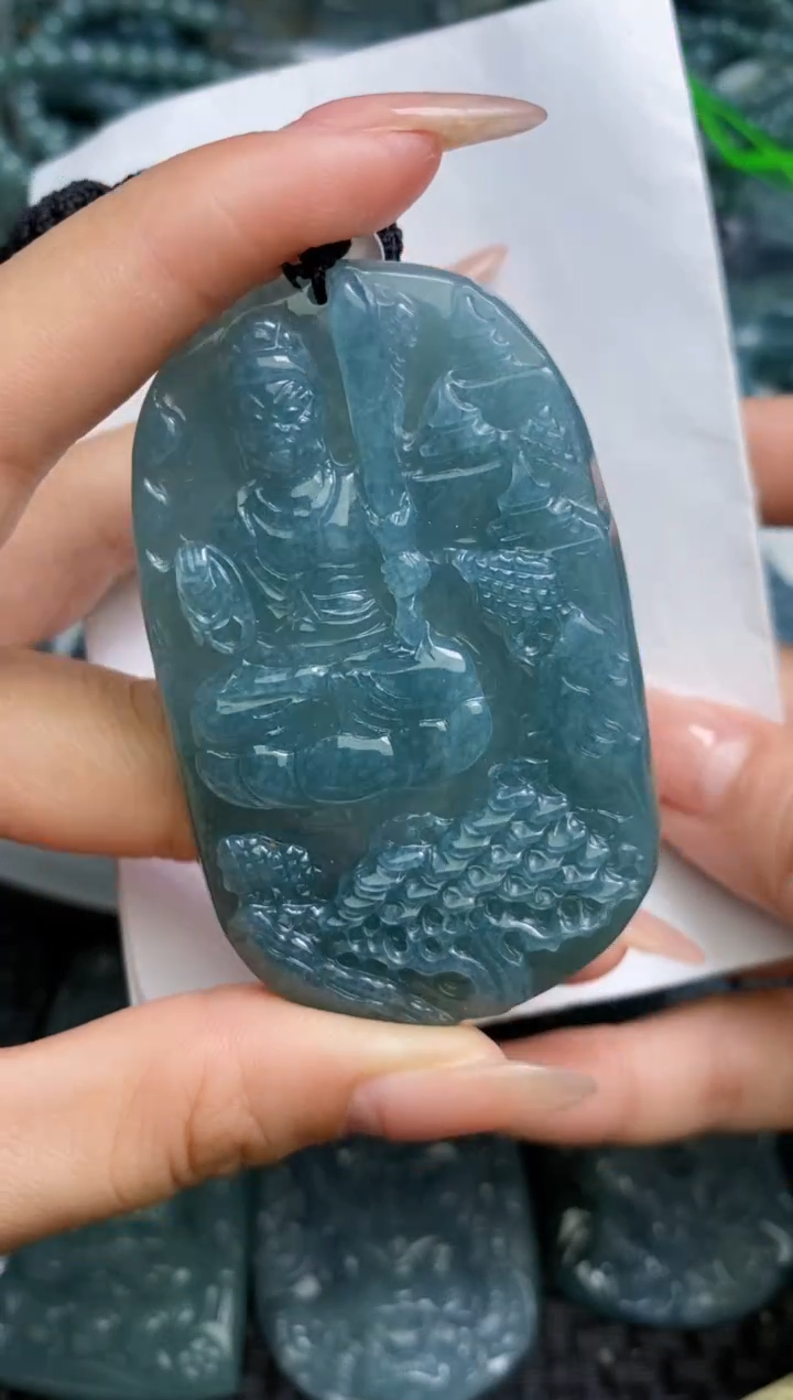 【闪购商品】翡翠颈饰未镶嵌