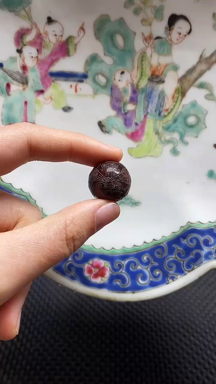 【闪购商品】瓷片瓷片瓷器 摆件1个